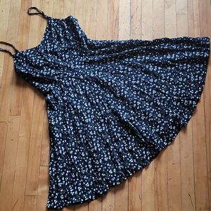 Old Navy / Floral spring/summer dress